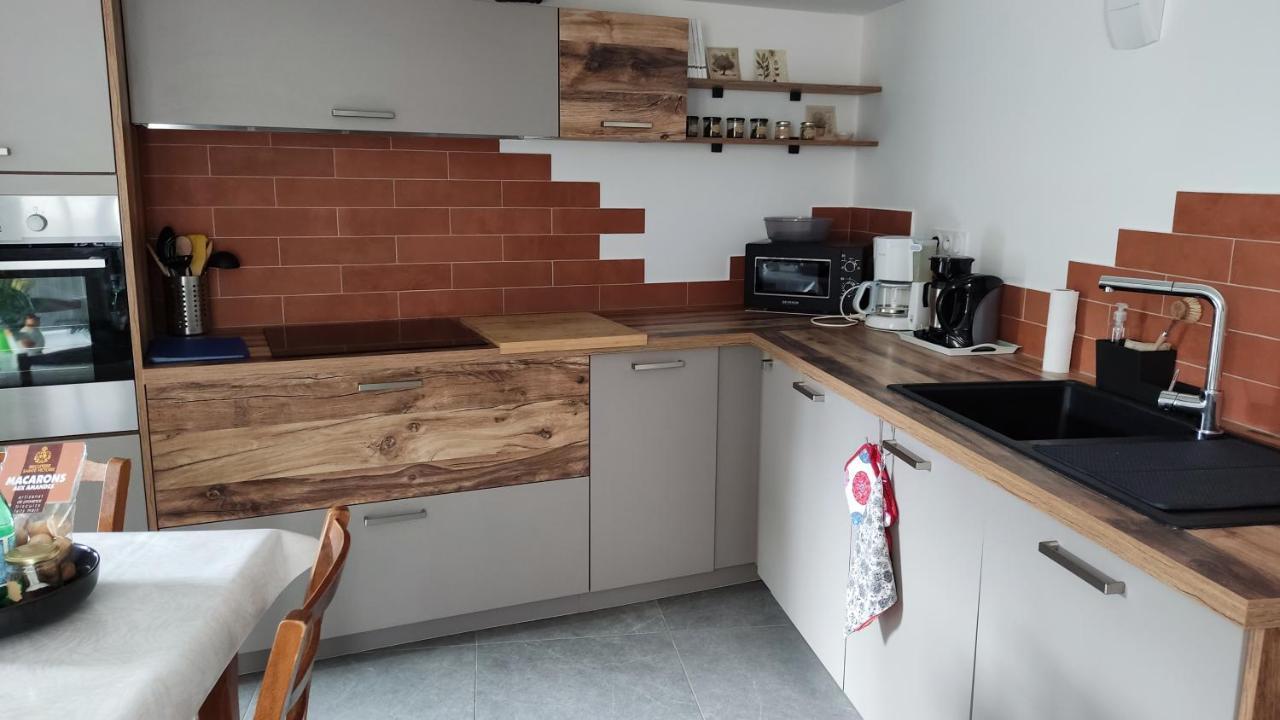 Petite Pause A Pourrieres, Appartement 40M2 מראה חיצוני תמונה